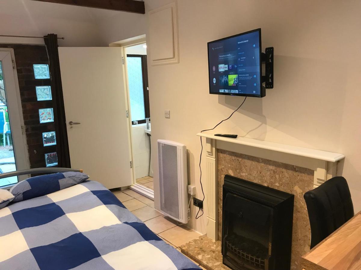 Villa Self Contained Annex Bournemouth Esterno foto